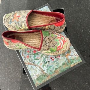 Gucci Supreme Red Espadrilles. Size 8.